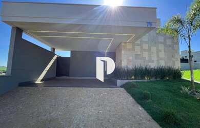 Imagem: A casa em condomínio possui 3 Dormitórios, 4 Banheiros, 168m²