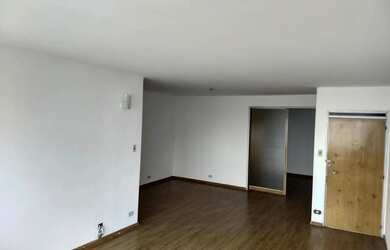 Imagem: O apartamento possui 3 Dormitórios, 5 Banheiros, 1 Vaga na