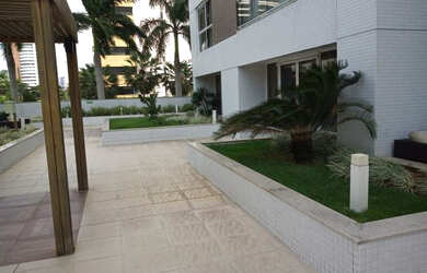 Imagem: O apartamento possui 4 Dormitórios, 5 Banheiros, 4 Vagas na