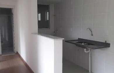 Imagem 6: Alugo no bairro Teixeiras apto 02 quartos primeira locação 650,00 taxas