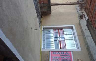 Imagem: A casa possui 2 Dormitórios, 1 Banheiro e 25m² de Área e