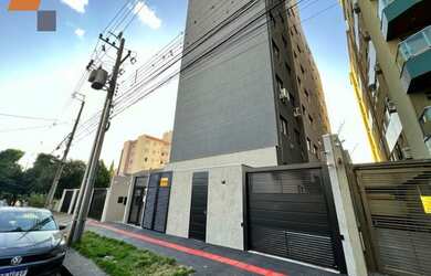 Imagem: O apartamento possui 1 Dormitório, 1 Banheiro, 1 Vaga na garagem