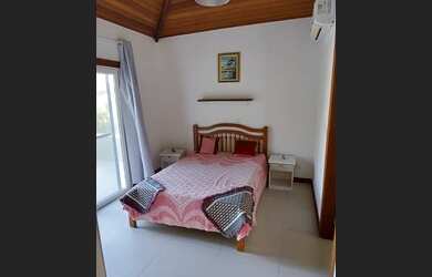 Imagem 8: Linda casa em condominio frente mar em Manguinhos