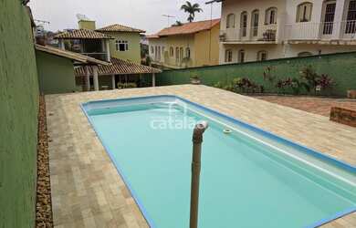 Imagem: Casa à venda, 4 quartos, 1 suíte, 8 vagas, Centro - Contagem/MG