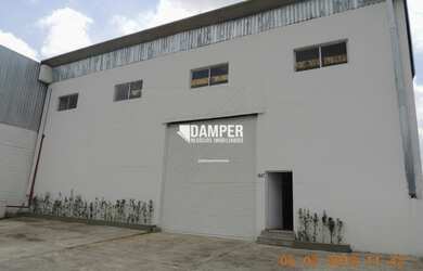 Imagem: O depósito possui 1.350m² de Área e está localizado em