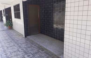 Imagem: A casa possui 3 Dormitórios, 2 Banheiros, 1 Vaga na garagem