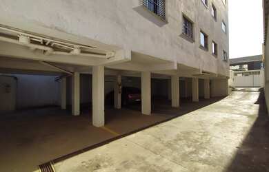 Imagem: O apartamento possui 2 Dormitórios, 2 Banheiros, 2 Vagas na