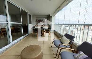 Imagem: O apartamento possui 3 Dormitórios, 5 Banheiros, 3 Vagas na