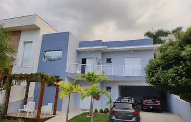 Imagem: A casa em condomínio possui 3 Dormitórios, 2 Banheiros, 2