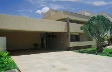 Imagem: A casa em condomínio possui 3 Dormitórios, 5 Banheiros, 2