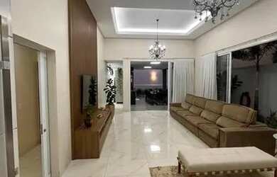 Imagem: A casa em condomínio possui 3 Dormitórios, 4 Banheiros, 2