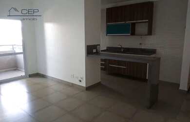 Imagem: O apartamento possui 2 Dormitórios, 2 Banheiros, 2 Vagas na