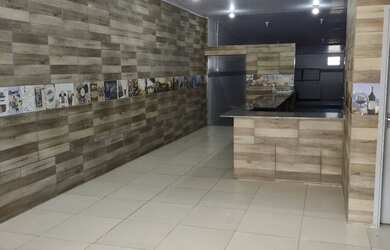 Imagem: O depósito possui 80m² de Área e está localizado em Maringá