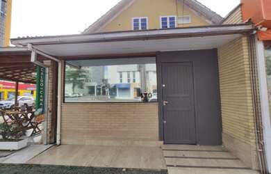 Imagem: O depósito possui 36m² de Área e está localizado em Centro