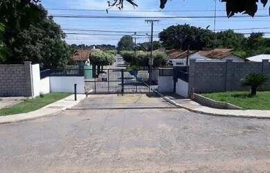 Imagem: A casa em condomínio possui 3 Dormitórios, 4 Banheiros, 2