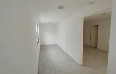 Imagem: A casa possui 3 Dormitórios e 3 Banheiros e está localizado