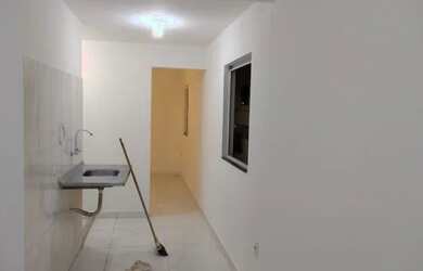 Imagem: A casa possui 1 Dormitório, 1 Banheiro e 35m² de Área e está