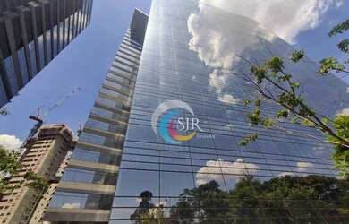 Imagem: O depósito possui 5 Vagas na garagem, 2.220m² de Área e