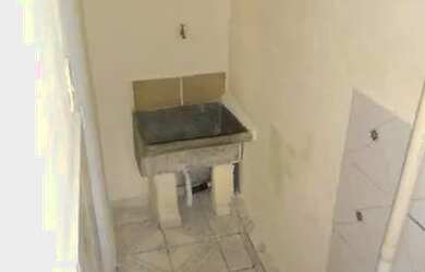 Imagem: A casa possui 1 Dormitório, 1 Banheiro, 40m² de Área e está