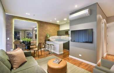 Imagem: O studio possui 1 Dormitório, 2 Banheiros, 2 Vagas na garagem