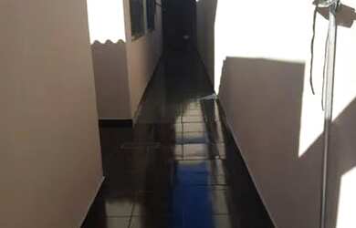 Imagem 4: Vendo casa no jardim Califórnia número 219 , valor 500 terreno 10 por...