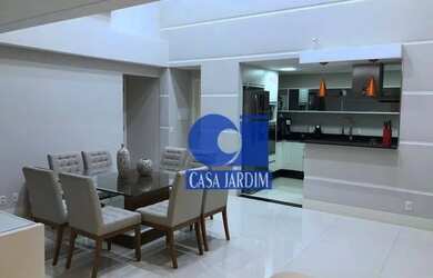 Imagem: O apartamento possui 2 Dormitórios, 2 Banheiros, 2 Vagas na