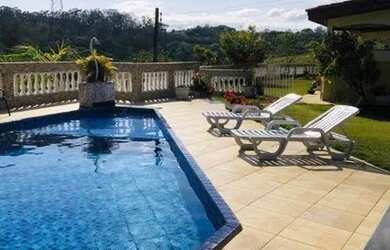 Imagem: A chácara está localizado em Mairinque, SP para alugar por