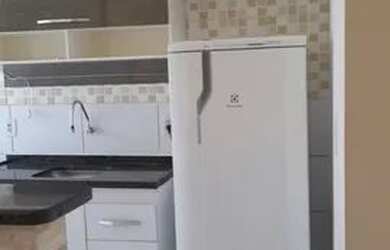 Imagem: O apartamento possui 2 Dormitórios, 1 Banheiro, 1 Vaga na garagem