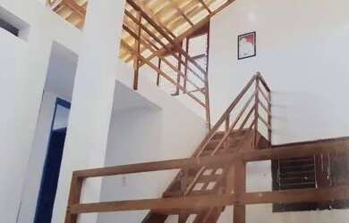 Imagem: A casa possui 5 Dormitórios, 5 Banheiros, 5 Vagas na garagem