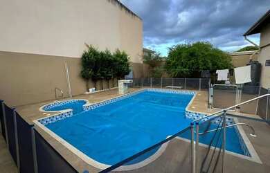 Imagem: A casa em condomínio possui 5 Dormitórios, 1 Banheiro, 5 Vagas