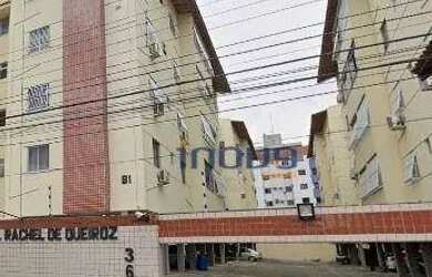 Imagem: O apartamento possui 3 Dormitórios, 1 Banheiro, 2 Vagas na