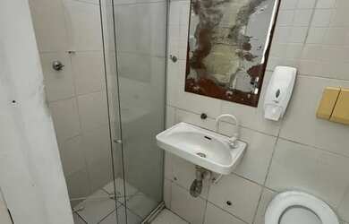 Imagem 10: Espaço comercial area com salas rio vermelho escritorio