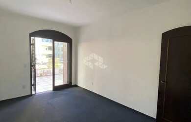 Imagem 9: Casa Residencial de 4 dormitórios a venda bairro/centro na Rua Duque de Caxias 1881