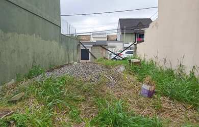 Imagem: O terreno possui 180m² de Área e está localizado em Campo