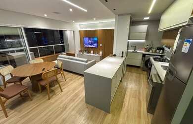 Imagem: O apartamento possui 2 Dormitórios, 2 Banheiros, 1 Vaga na