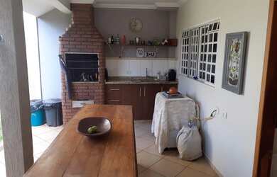 Imagem 2: Alugo sobrado Jd Italia 177m² 1 suíte 2 quartos