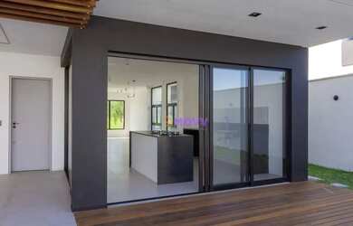 Imagem 14: Casa contemporânea, nova aguardando você decorá-la