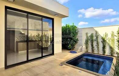 Imagem: A casa em condomínio possui 3 Dormitórios, 4 Banheiros, 2