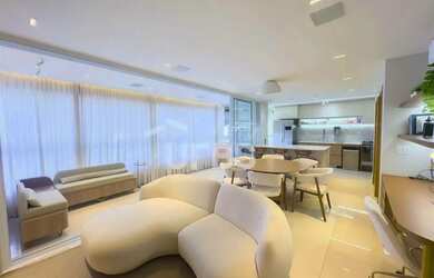 Imagem: O apartamento possui 3 Dormitórios, 4 Banheiros, 2 Vagas na