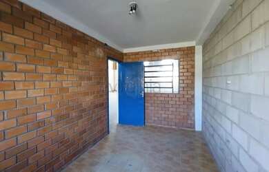 Imagem 10: Pavilhão na lateral de BR-116