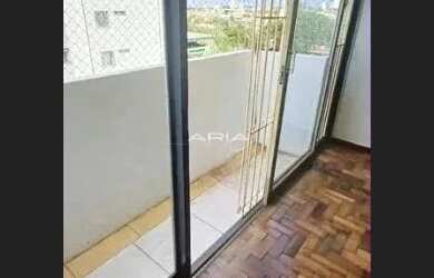 Imagem: O apartamento possui 3 Dormitórios, 2 Banheiros, 2 Vagas na