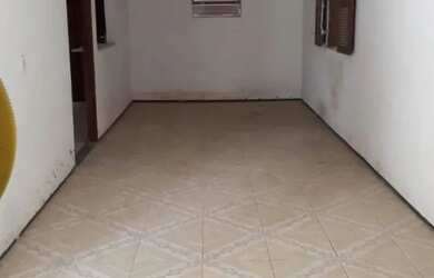 Imagem: A casa possui 4 Dormitórios, 3 Banheiros e 3 Vagas na garagem