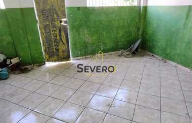 Imagem 9: Casa 3 quartos com amplo terreno e piscina, na Trindade - SG