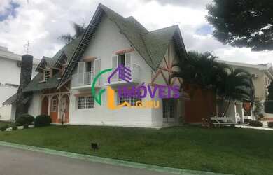 Imagem: A casa em condomínio possui 4 Dormitórios, 1 Banheiro, 3 Vagas