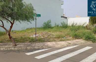 Imagem: O terreno possui 177m² de Área e está localizado em Parque