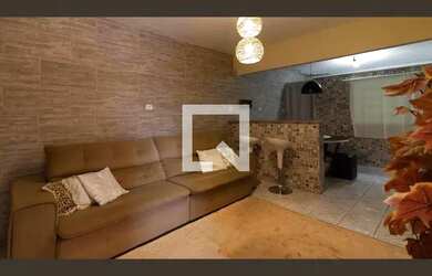 Imagem: A casa possui 4 Dormitórios, 4 Banheiros, 5 Vagas na garagem