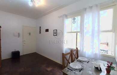 Imagem: O apartamento possui 1 Dormitório, 1 Banheiro, 37m² de Área