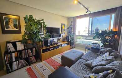 Imagem: O apartamento possui 2 Dormitórios, 2 Banheiros, 1 Vaga na