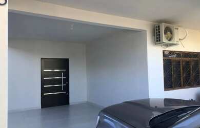 Imagem: A casa possui 5 Dormitórios, 5 Banheiros, 5 Vagas na garagem