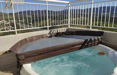 Imagem: O apartamento na cobertura possui 3 Dormitórios, 4 Banheiros